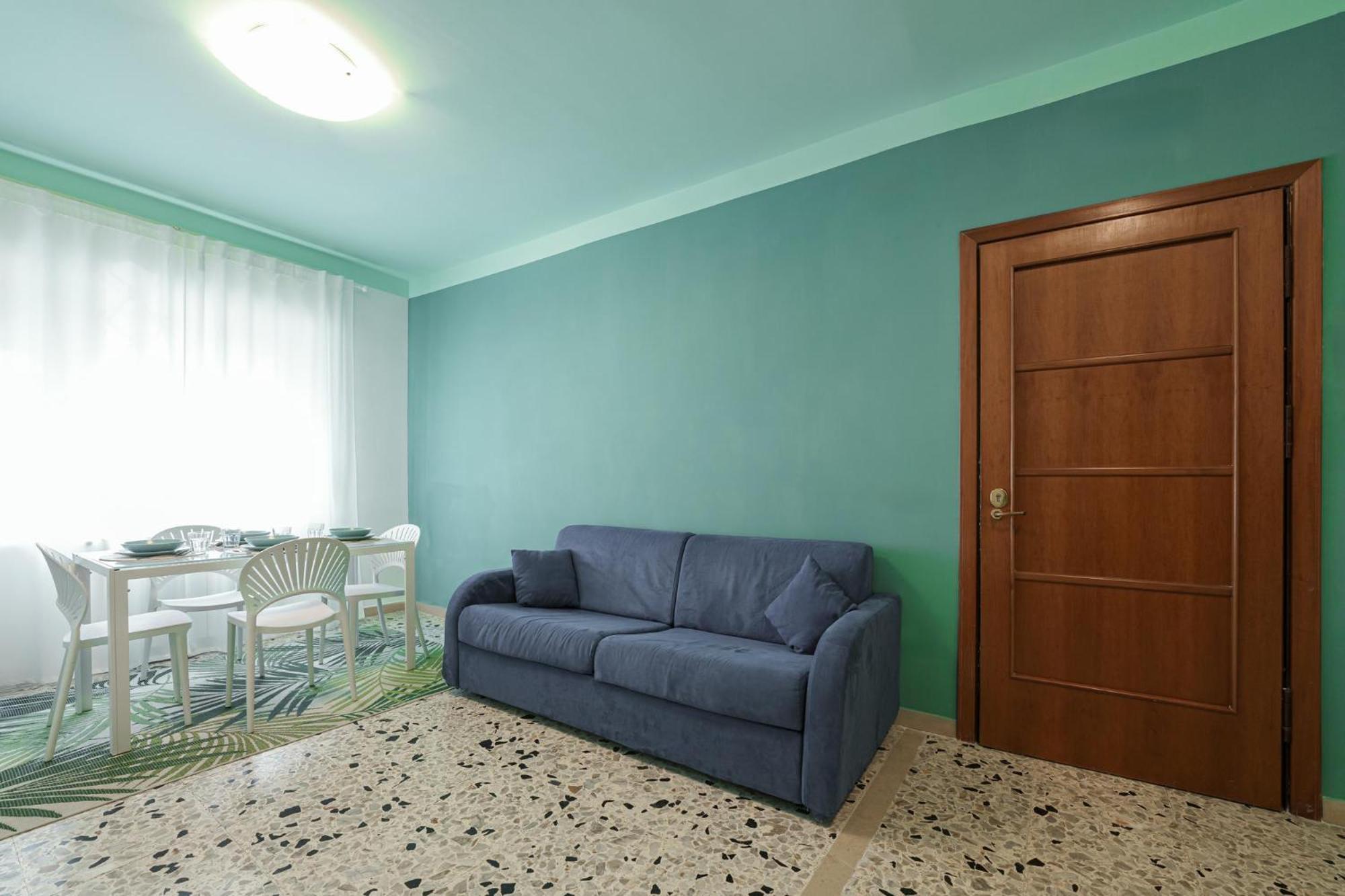 Casa Spaziosa, A Pochi Passi Da Metro E Centro *