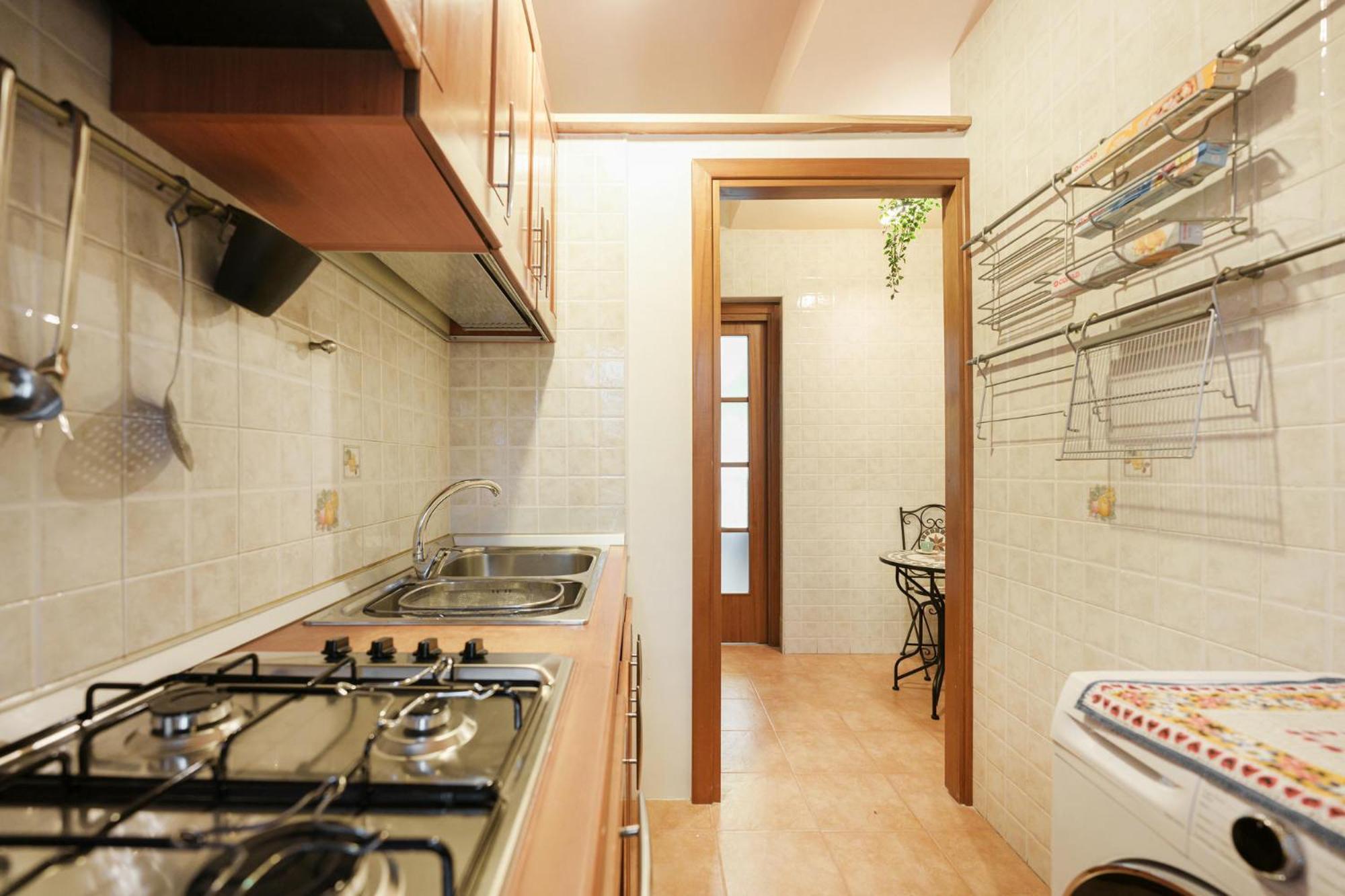 Apartment Casa Spaziosa, A Pochi Passi Da Metro E Centro *
