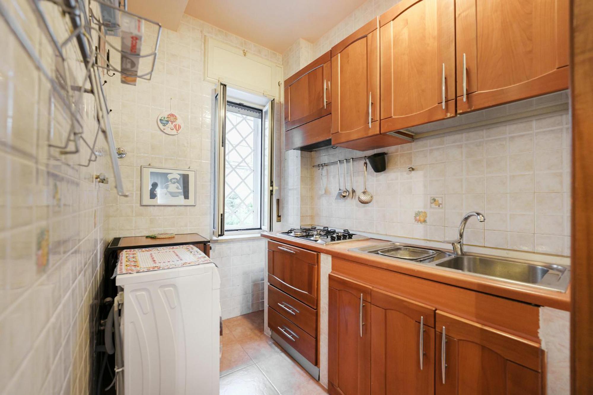 Casa Spaziosa, A Pochi Passi Da Metro E Centro